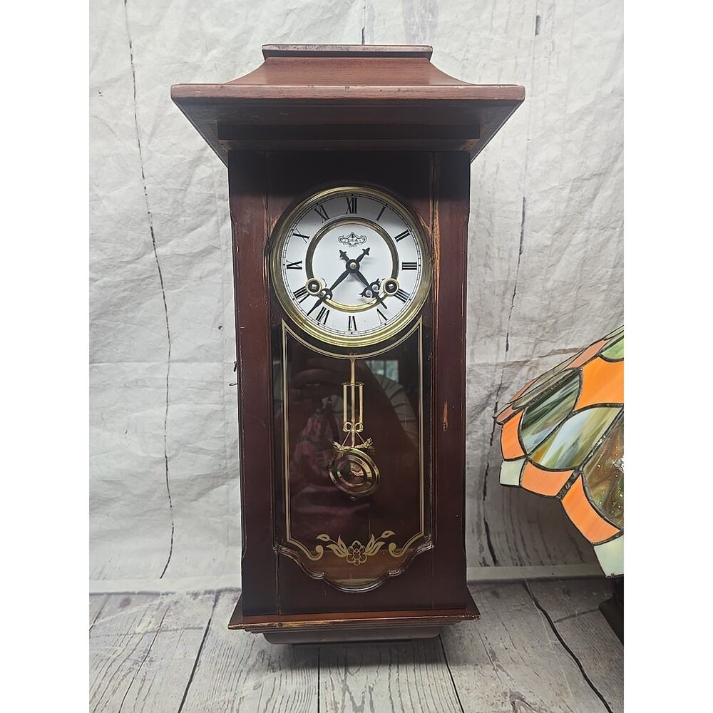 Vintage D&A 31-Day Silent Pendulum Wall Clock Parlor Clock NO Key AS Is